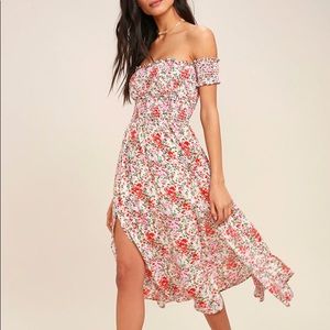 ✨BNWT✨ Lulus Floral Print Off Shoulder Dress - Size M